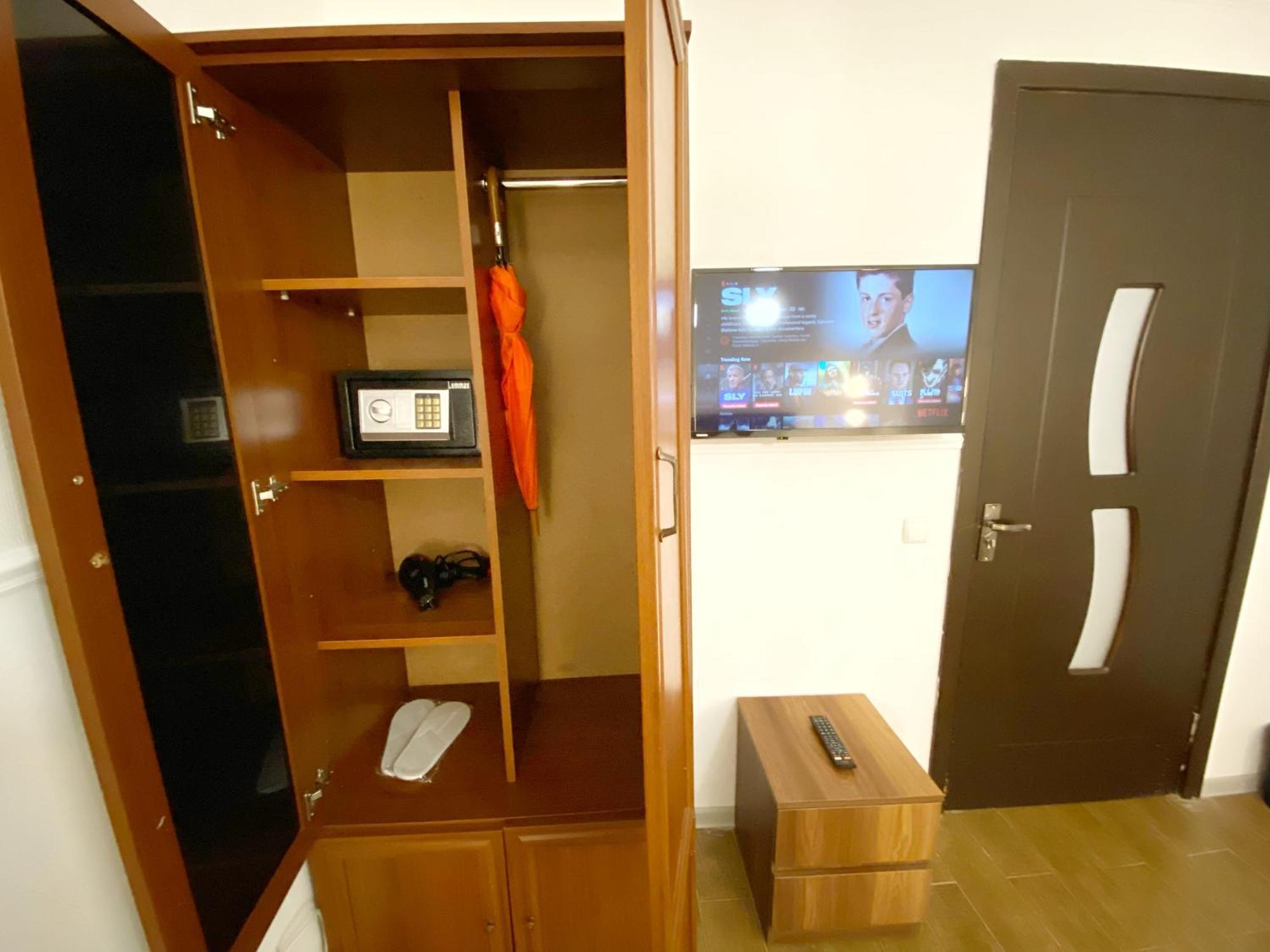 Hotel Orange Κουτάισι Εξωτερικό φωτογραφία