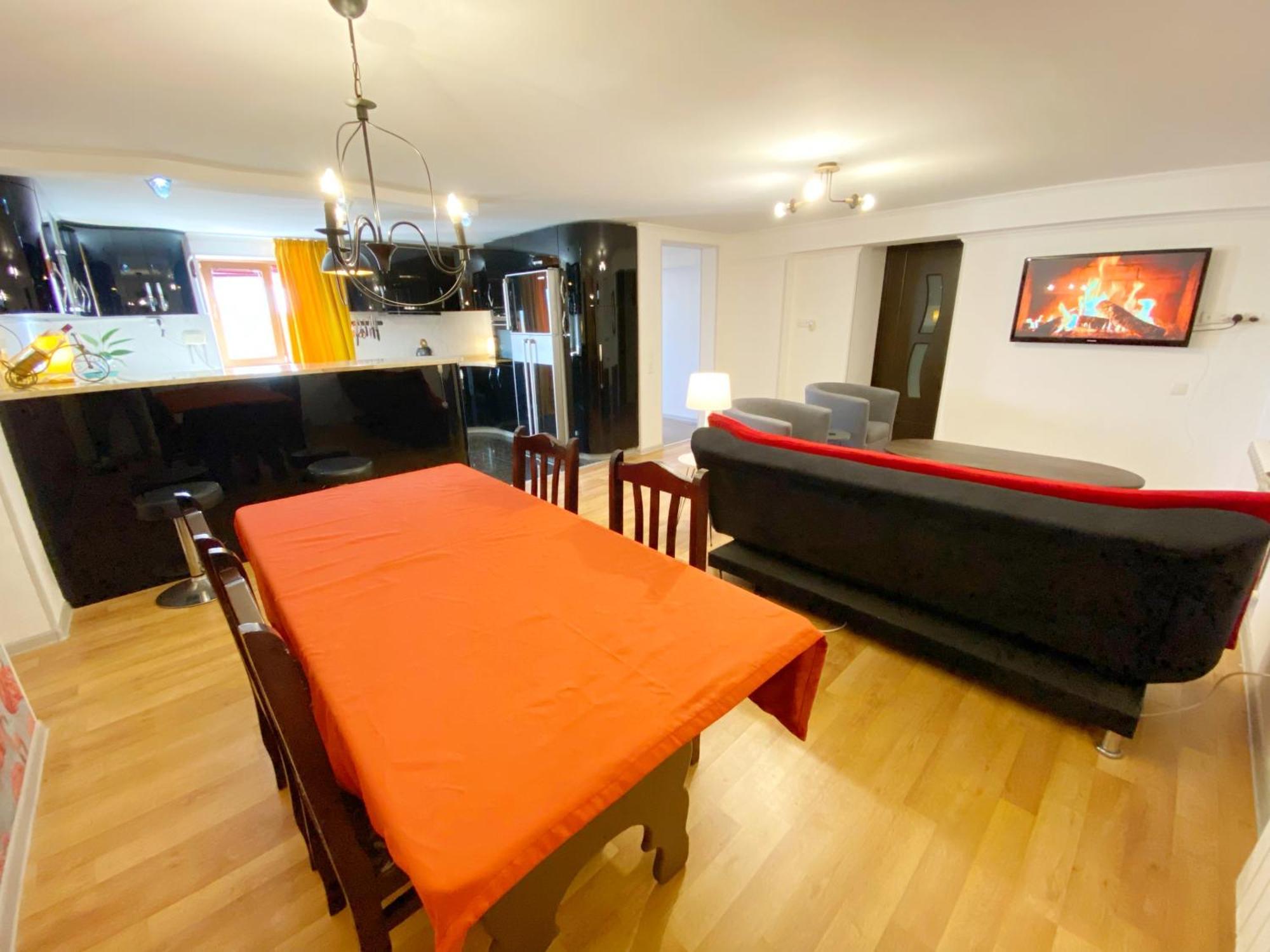 Hotel Orange Κουτάισι Εξωτερικό φωτογραφία