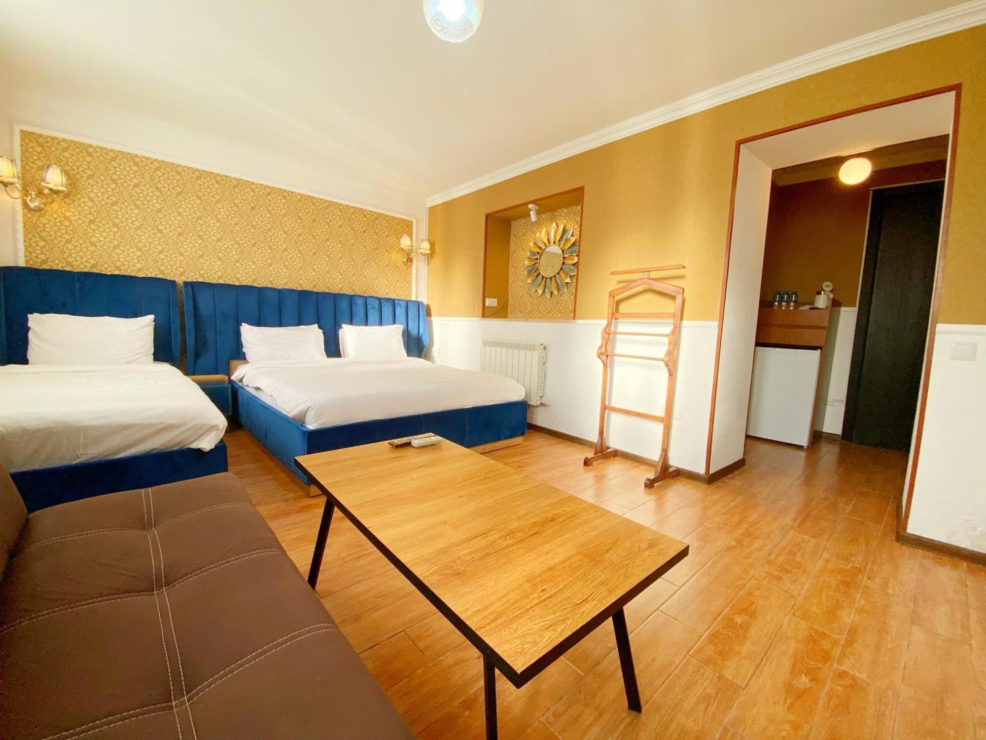 Hotel Orange Κουτάισι Εξωτερικό φωτογραφία
