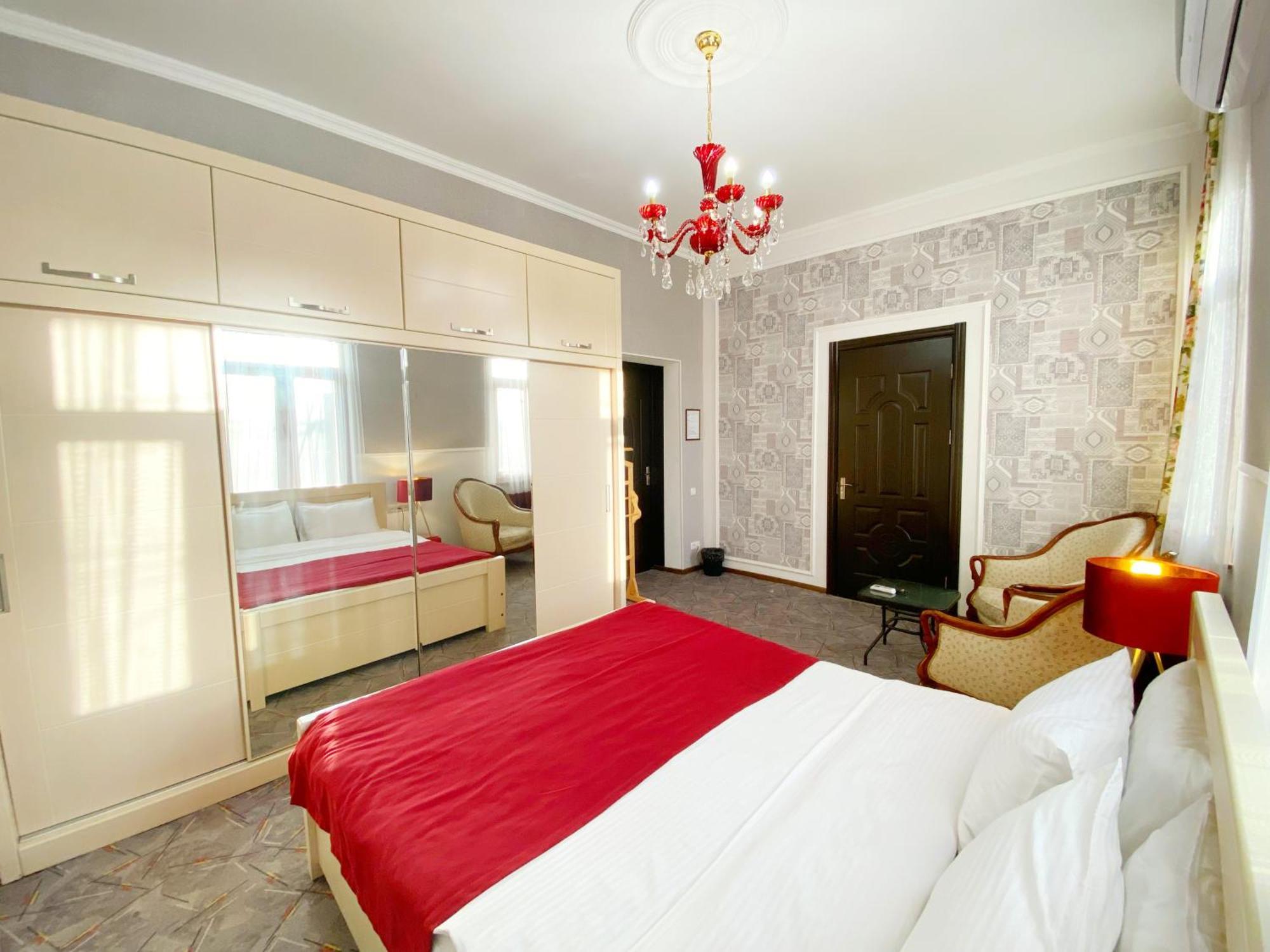 Hotel Orange Κουτάισι Εξωτερικό φωτογραφία