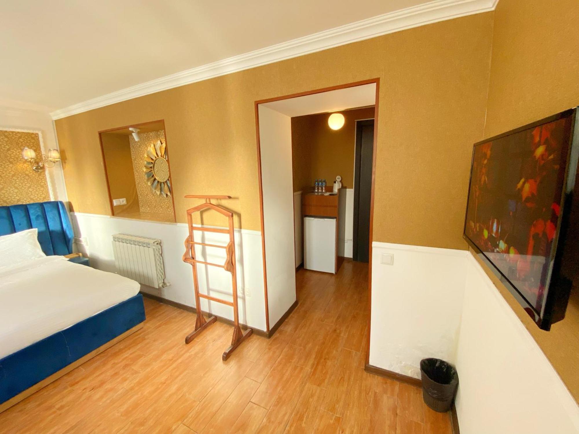 Hotel Orange Κουτάισι Εξωτερικό φωτογραφία