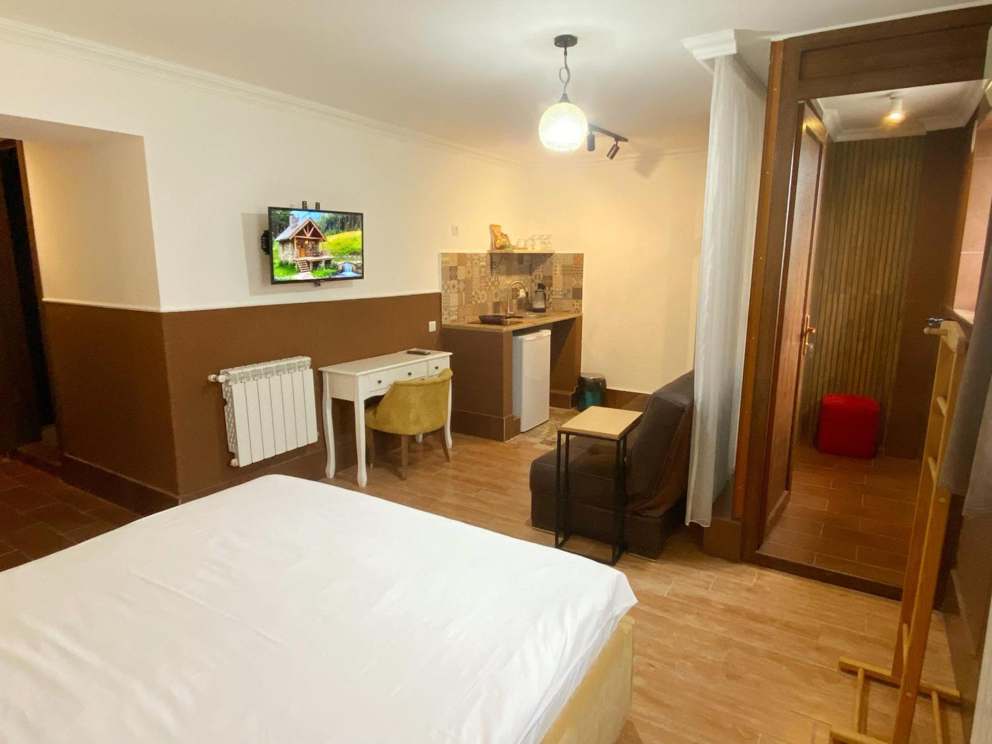 Hotel Orange Κουτάισι Εξωτερικό φωτογραφία